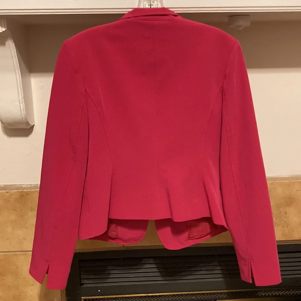 ⚫️⚫️ Cass Women’s Fitted Blazer (size M) - Picture 2 of 8